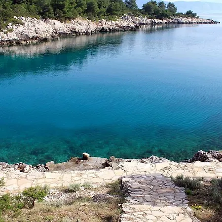 Mudri Dolac 5694b * Jelsa (Hvar)